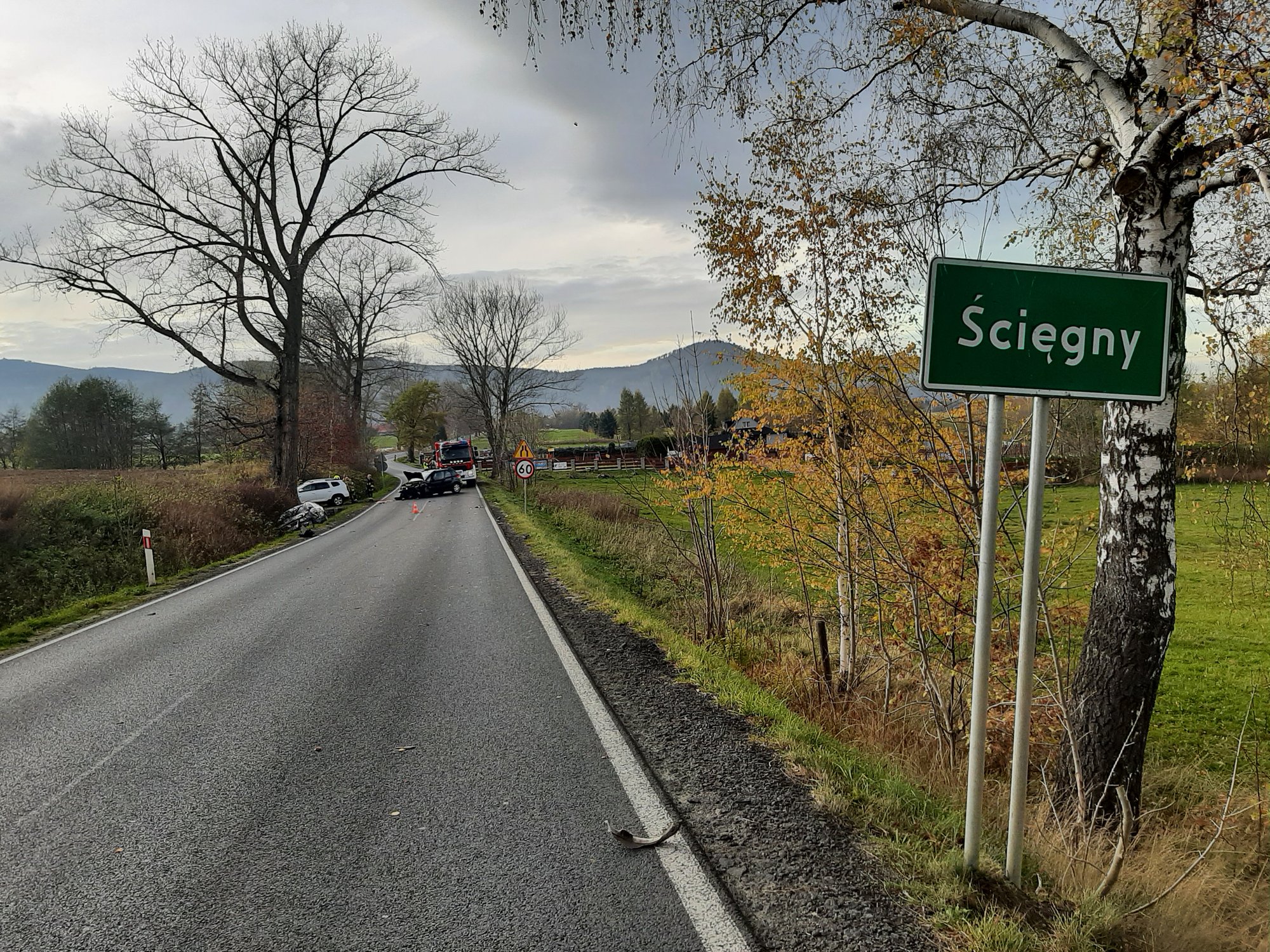 zderzenie-trzech-aut-110421