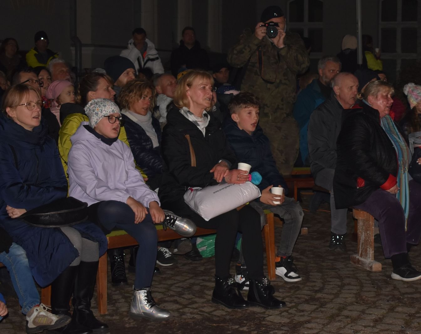 patriotycznie-przy-ognisku-110456
