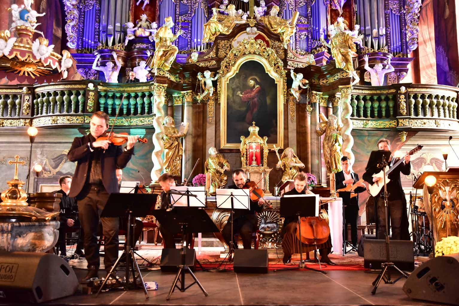 z-marcinem-wyrostkiem-koncert-dla-niepodlegej-110468