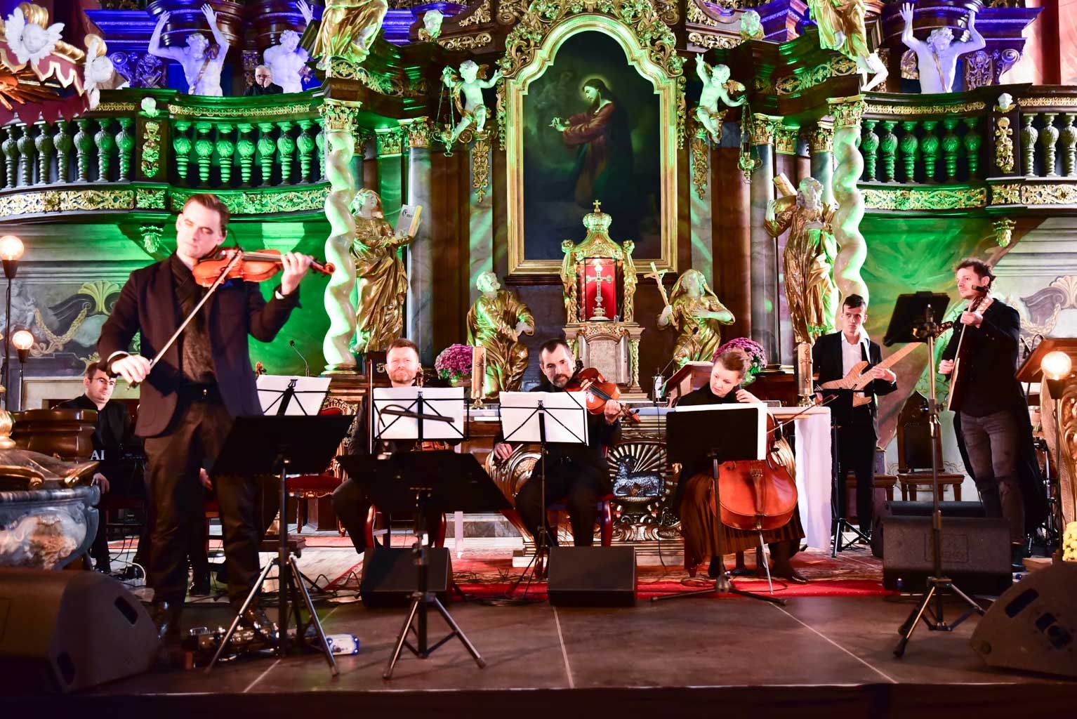 z-marcinem-wyrostkiem-koncert-dla-niepodlegej-110468