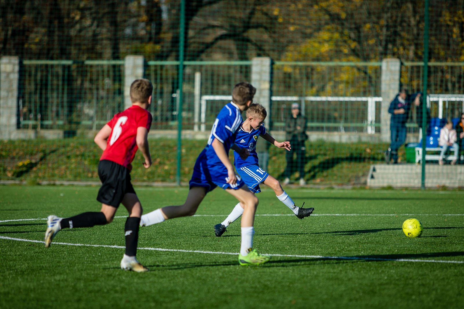 pewnie-pokonali-lotnika-110481
