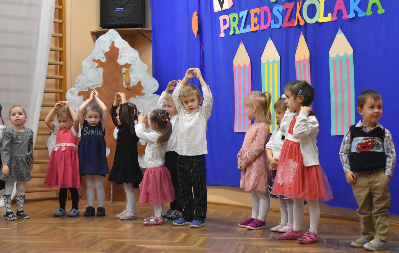 pasowanie-przedszkolakow-w-kubusiu-puchatku-110630