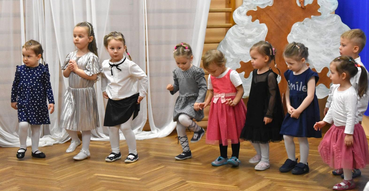 pasowanie-przedszkolakow-w-kubusiu-puchatku-110630