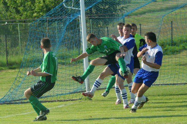 lotnik-wygrywa-z-olimpia-11070