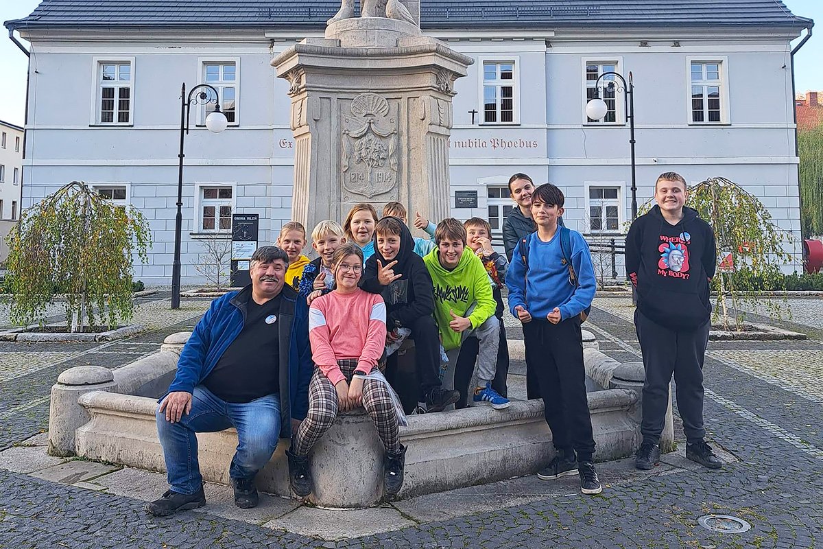 o-statuetke-goebiarki-110723