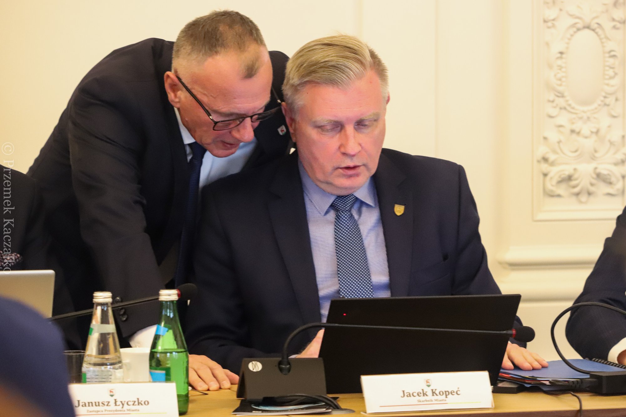 radni-za-podwyzkami-dla-nauczycieli-110810