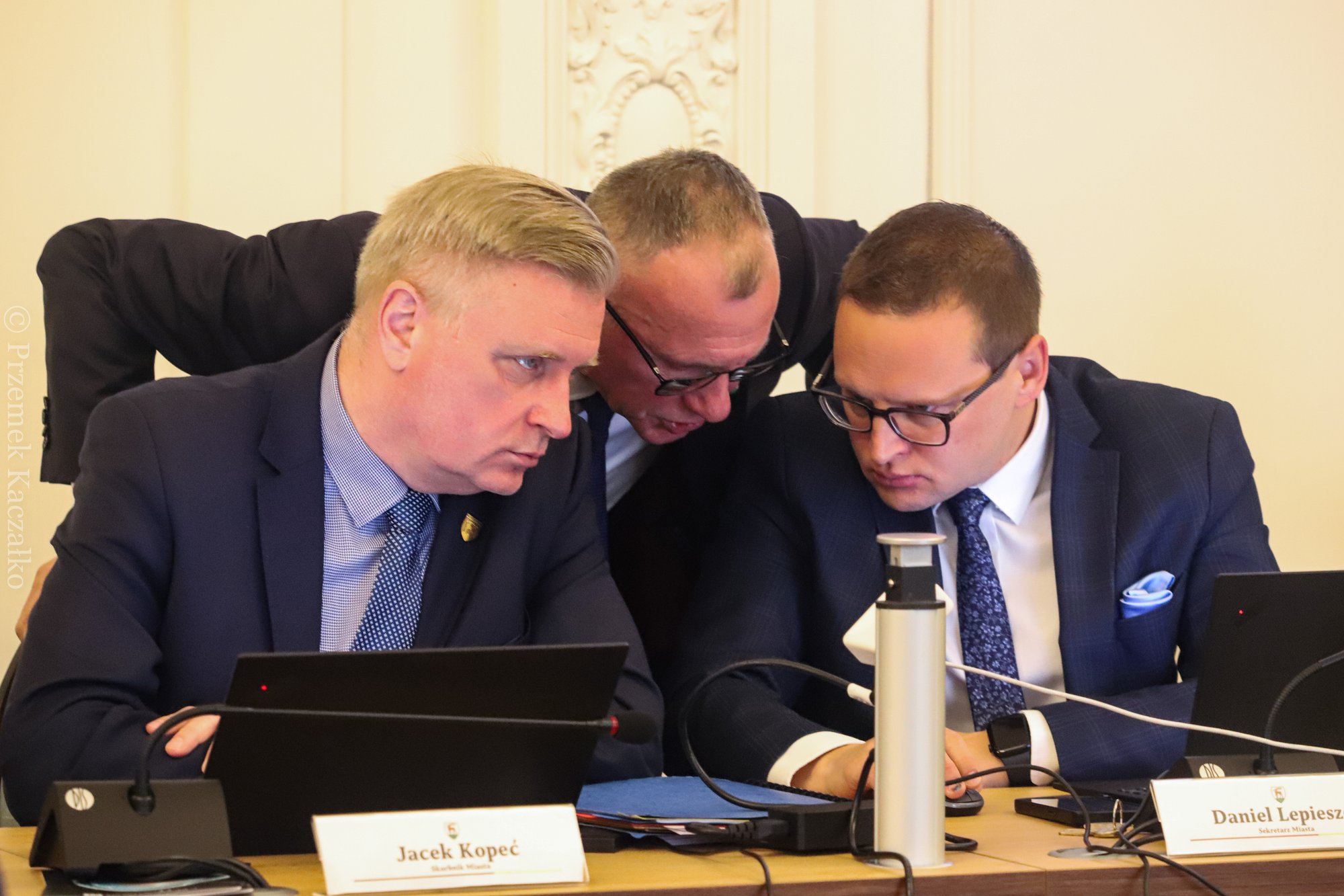 radni-za-podwyzkami-dla-nauczycieli-110810