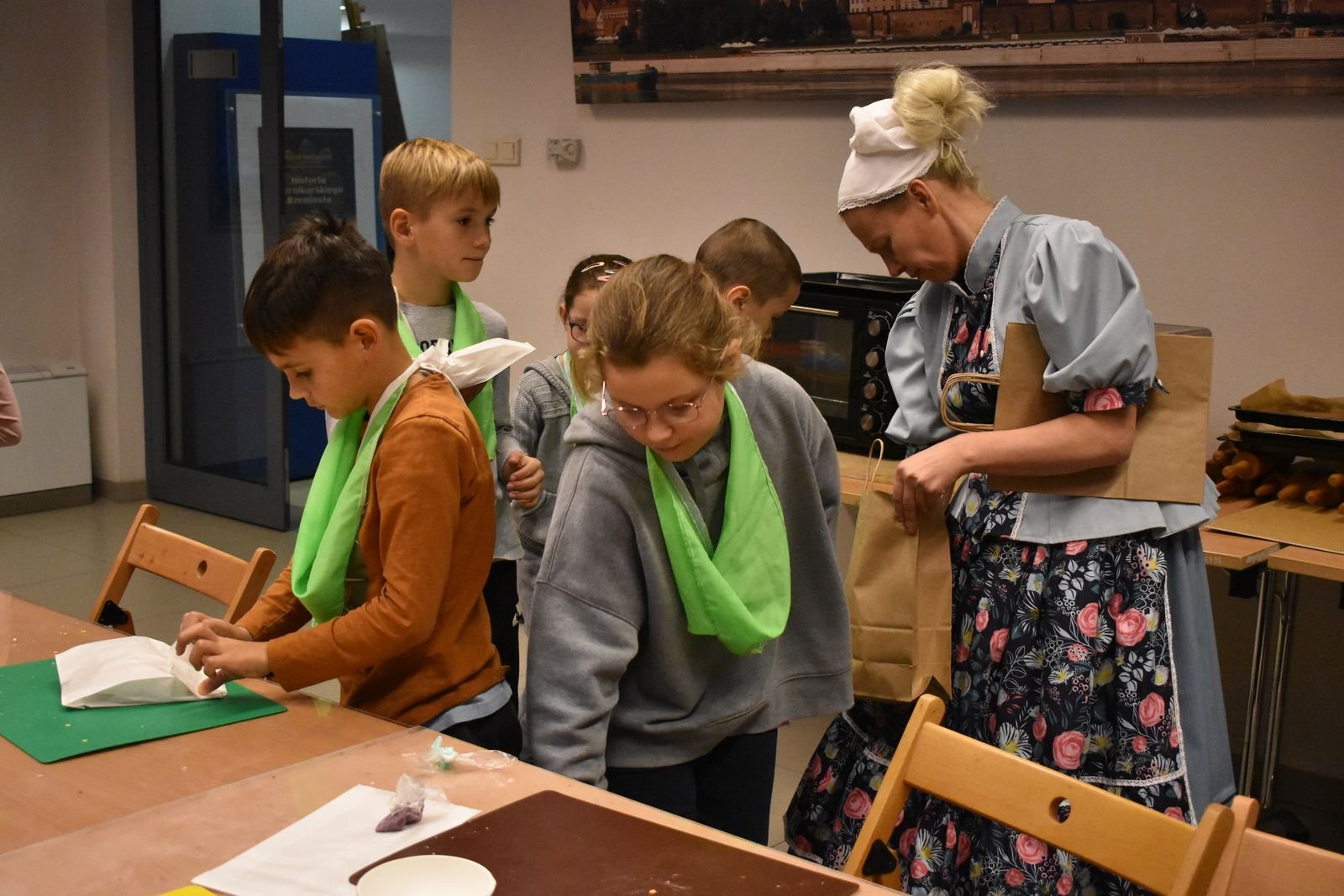 magia-piernikow-warsztaty-w-muzeum-110814
