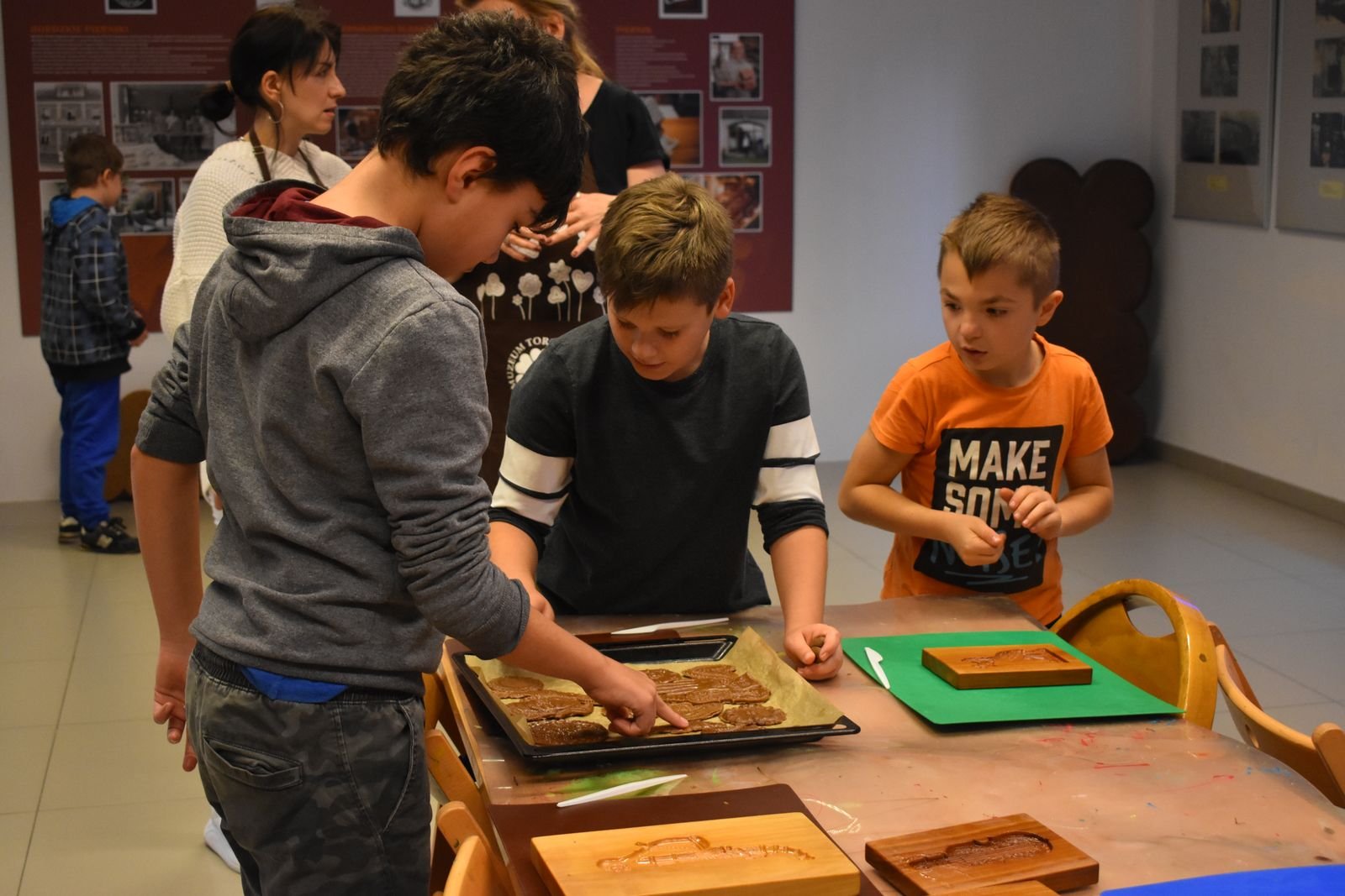 magia-piernikow-warsztaty-w-muzeum-110814