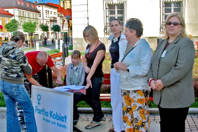 panie-szukaja-poparcia-11083