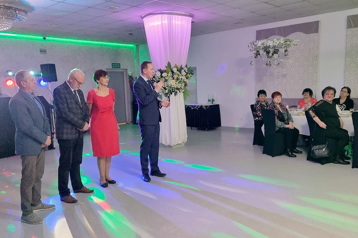 bawili-sie-seniorzy-110865
