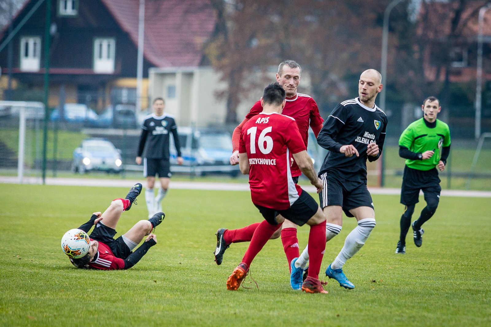 spokojna-zima-na-fotelu-lidera-110898