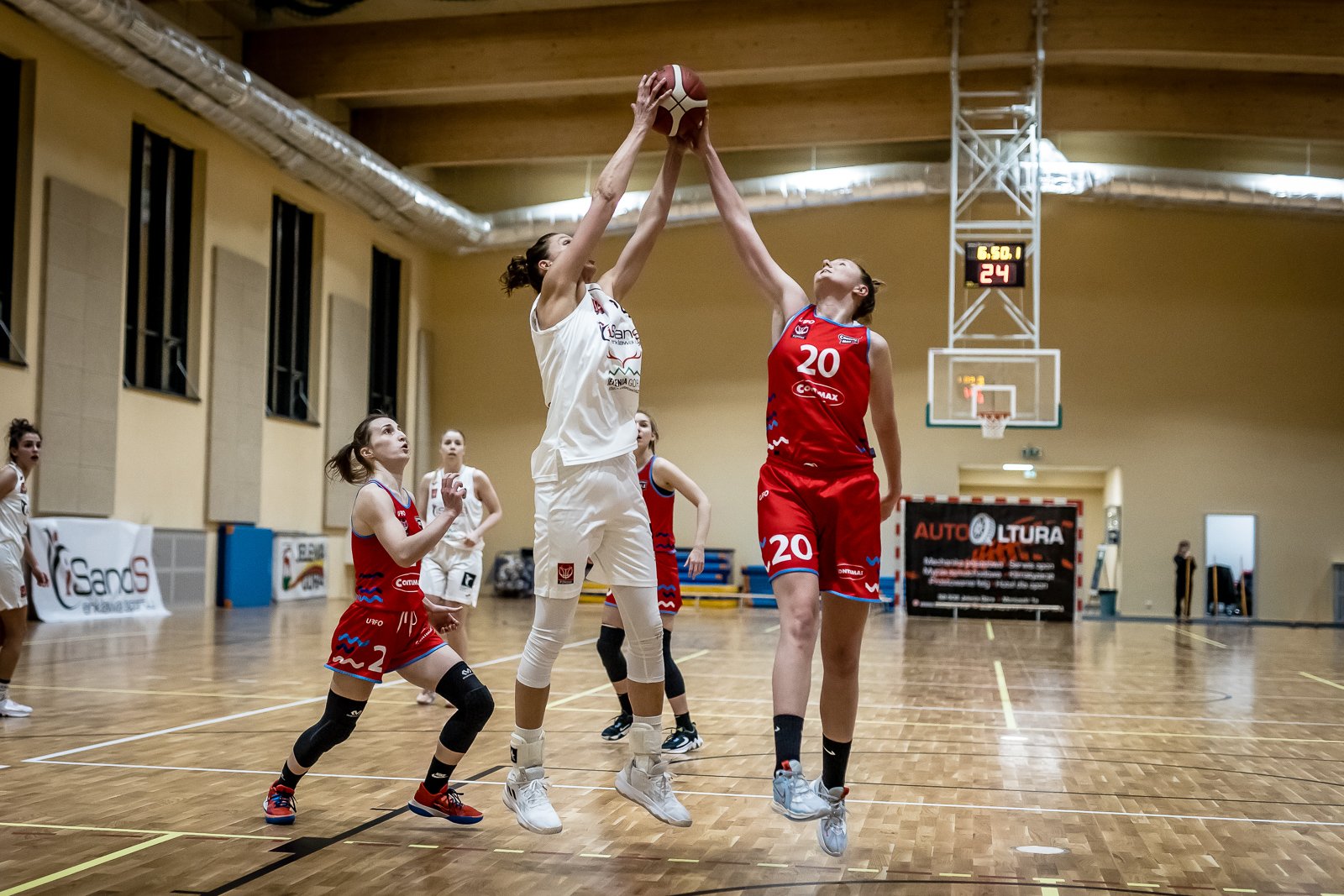 w-decydujacej-kwarcie-dokonay-cudow-110919