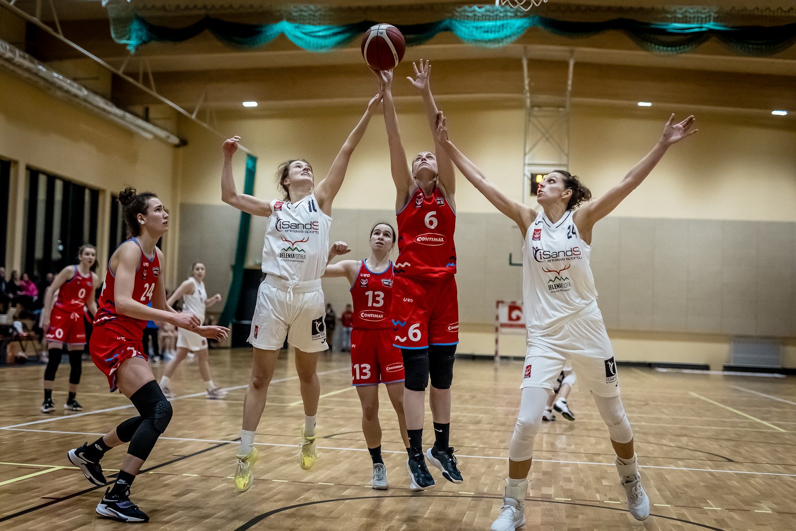 w-decydujacej-kwarcie-dokonay-cudow-110919