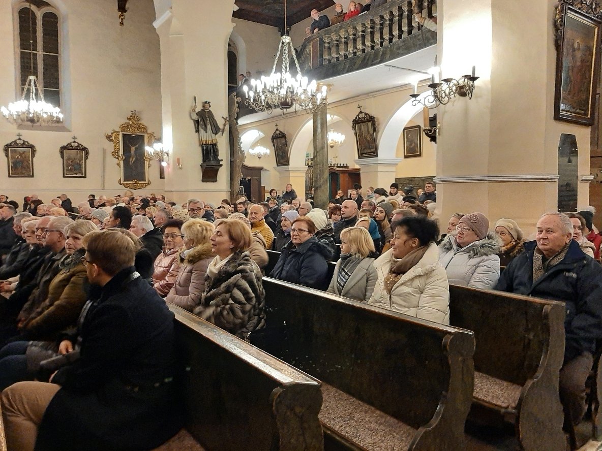 koncert-z-owacjami-110934