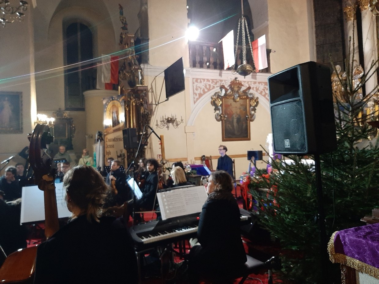 koncert-z-owacjami-110934