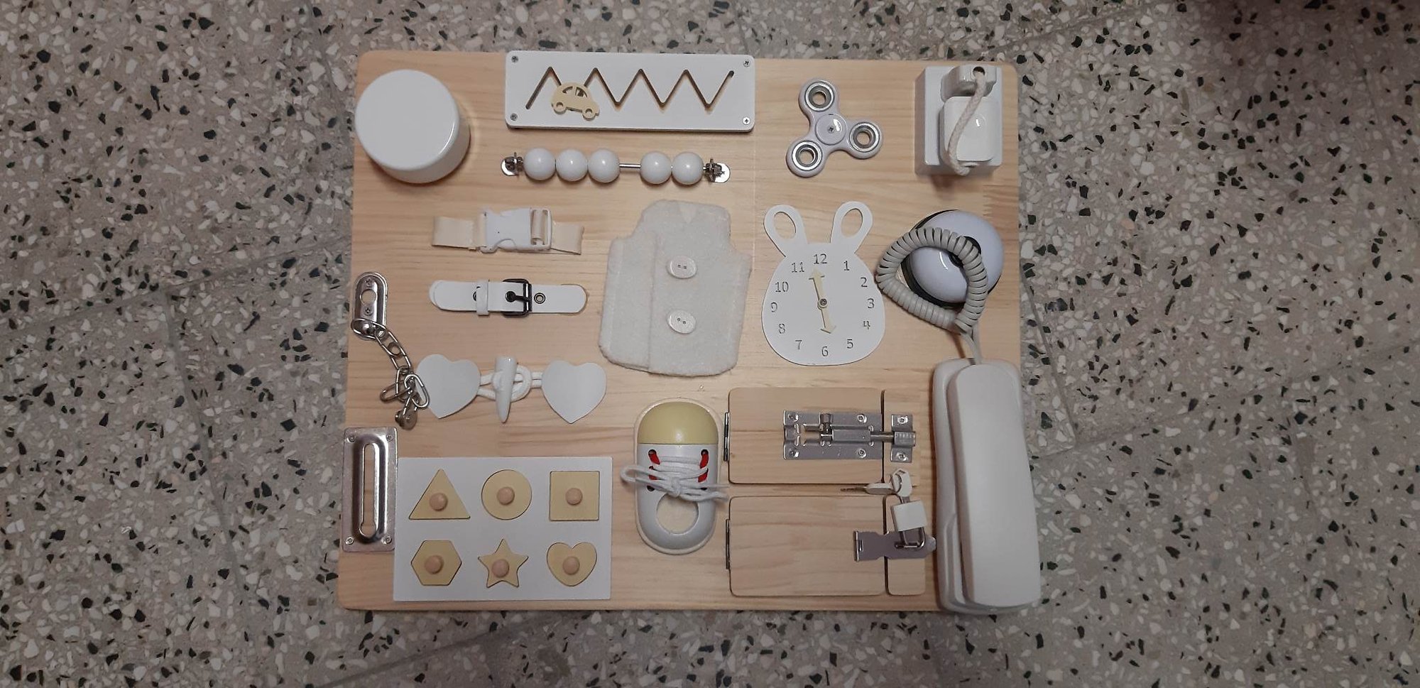 pokaz-mi-swiat-110974