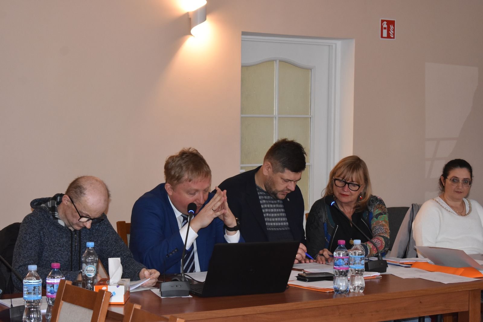 radni-za-likwidacja-szkoy-111026