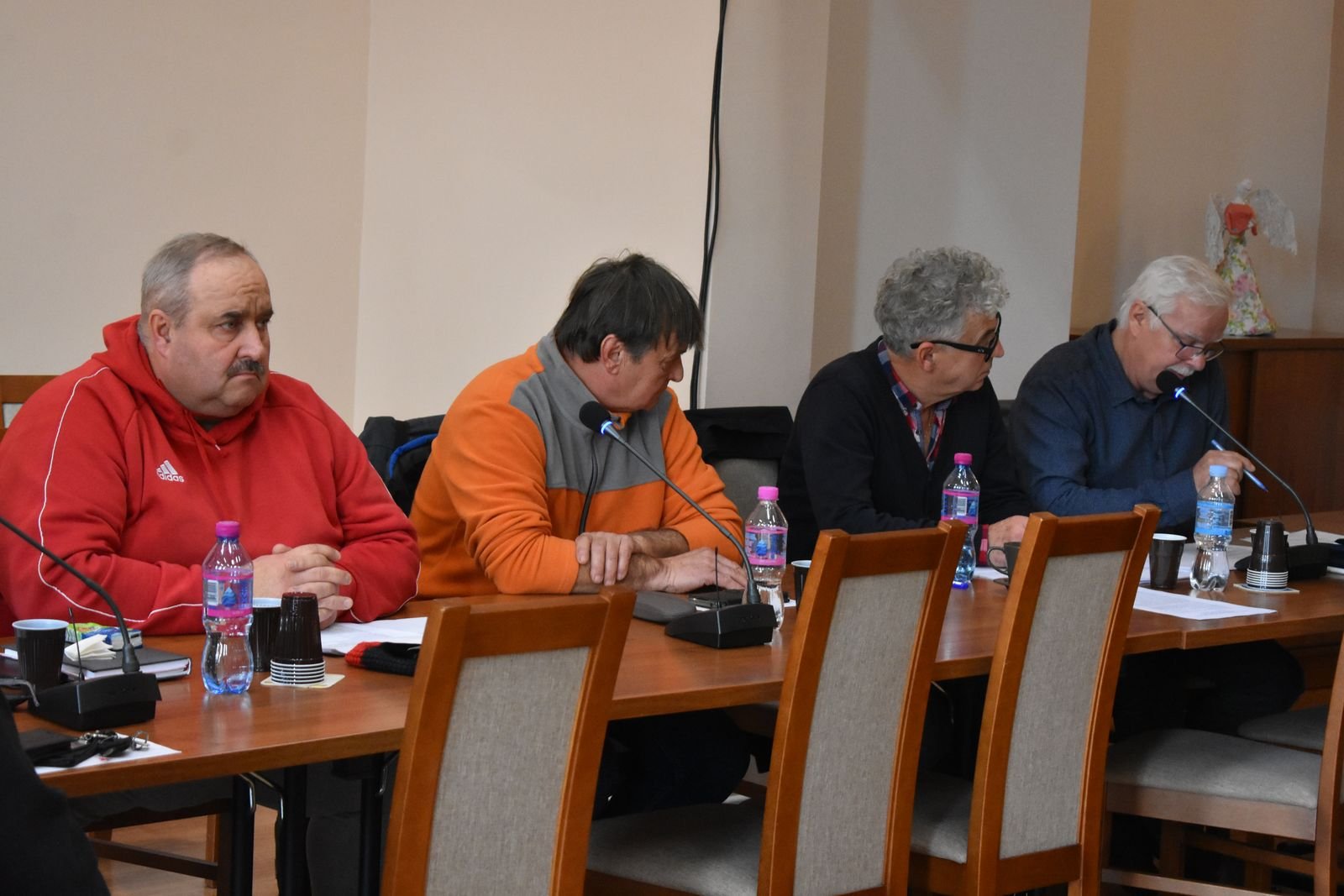 radni-za-likwidacja-szkoy-111026