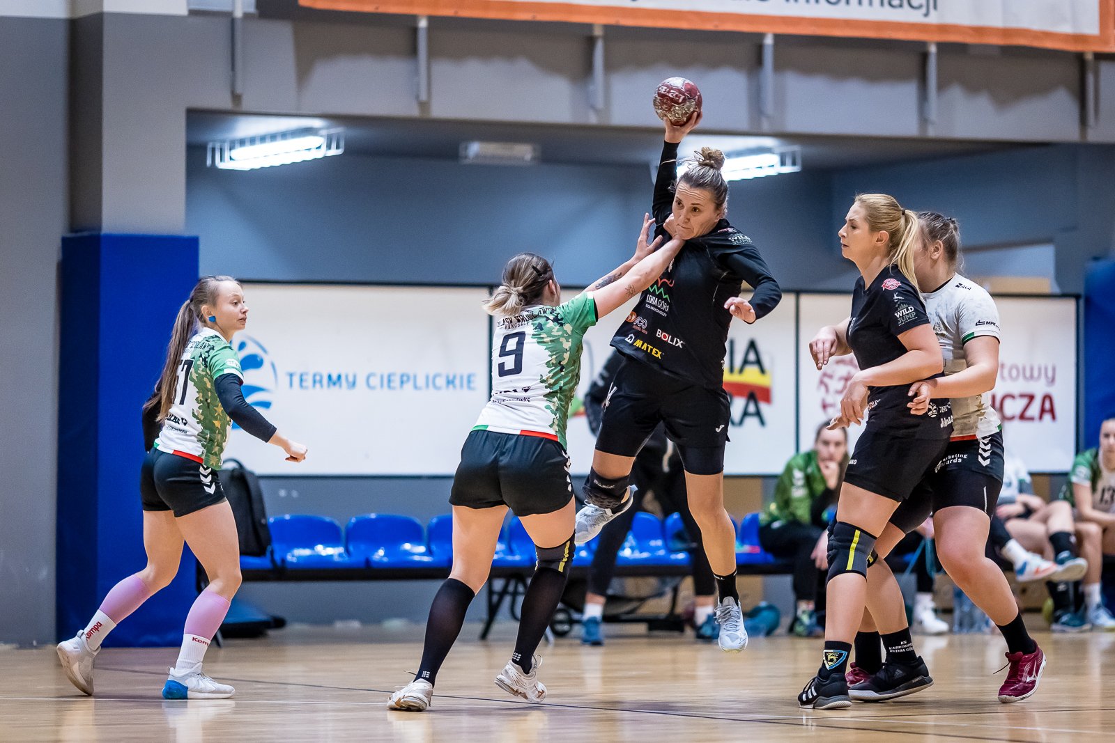 mimo-brakow-kadrowych-walczyy-do-konca-111120