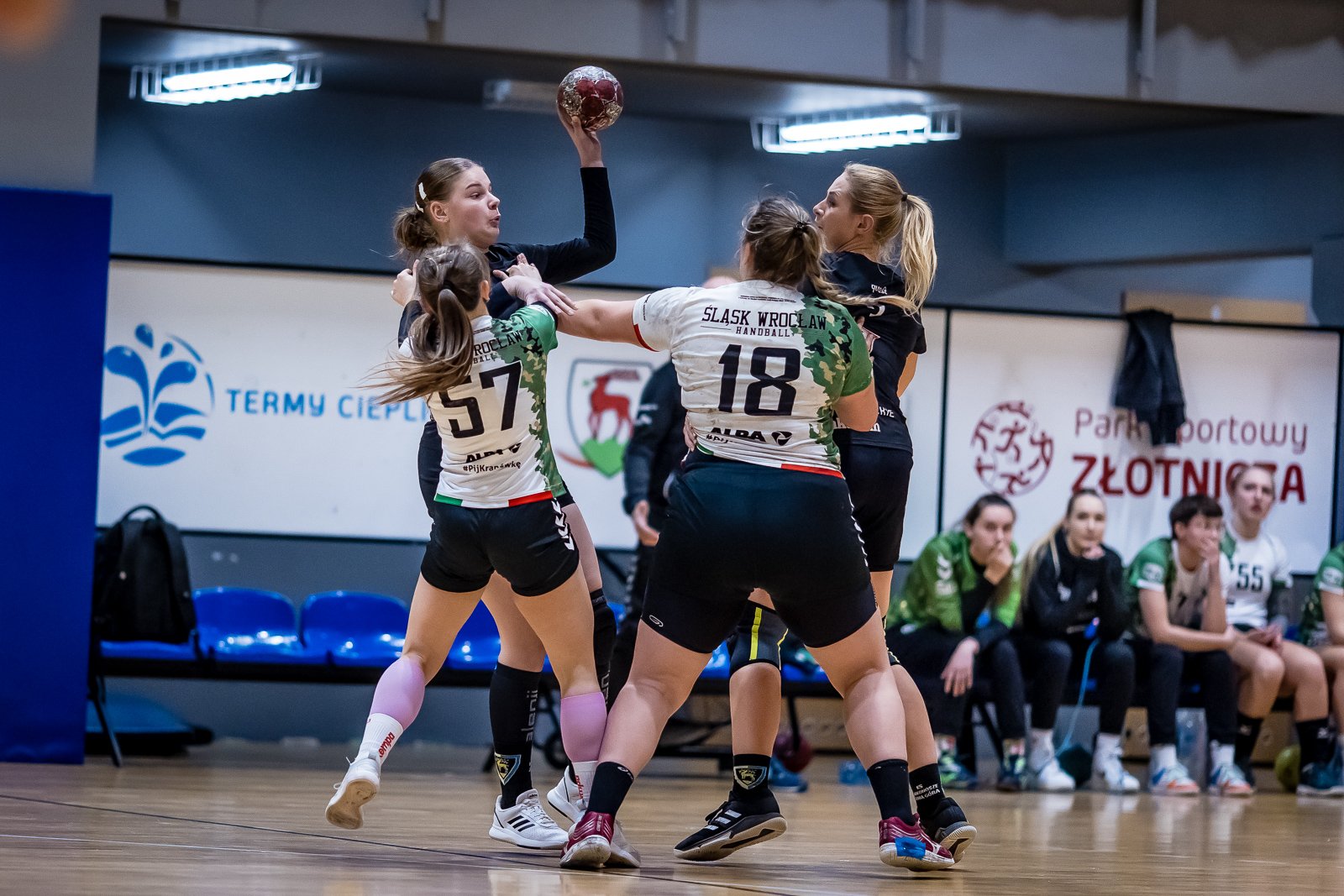 mimo-brakow-kadrowych-walczyy-do-konca-111120