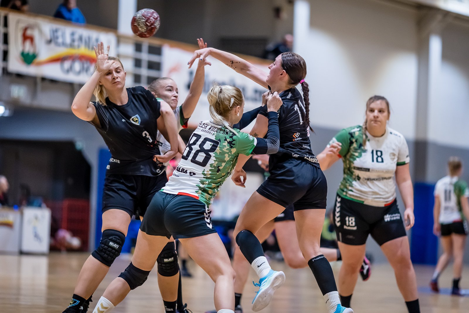mimo-brakow-kadrowych-walczyy-do-konca-111120