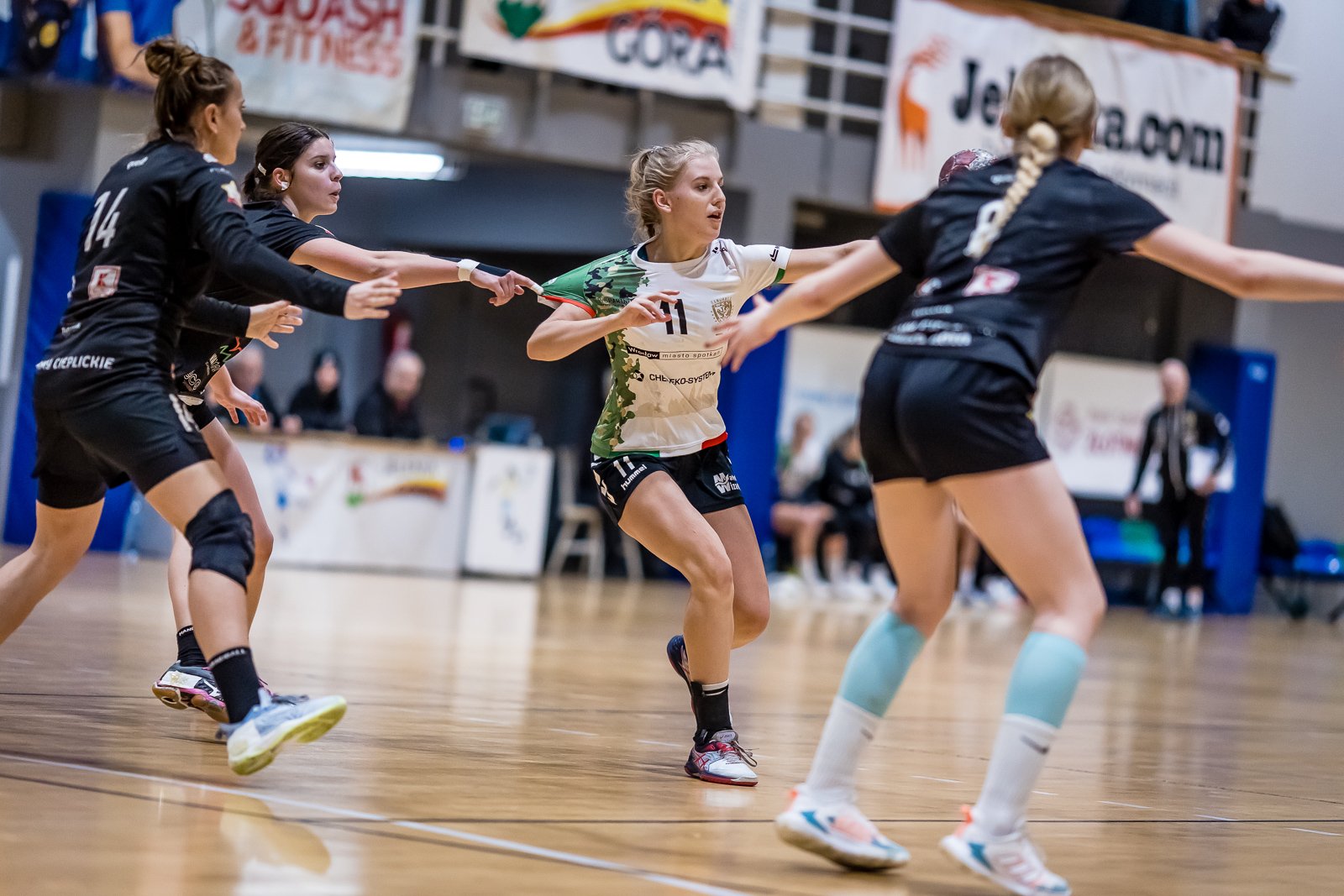 mimo-brakow-kadrowych-walczyy-do-konca-111120
