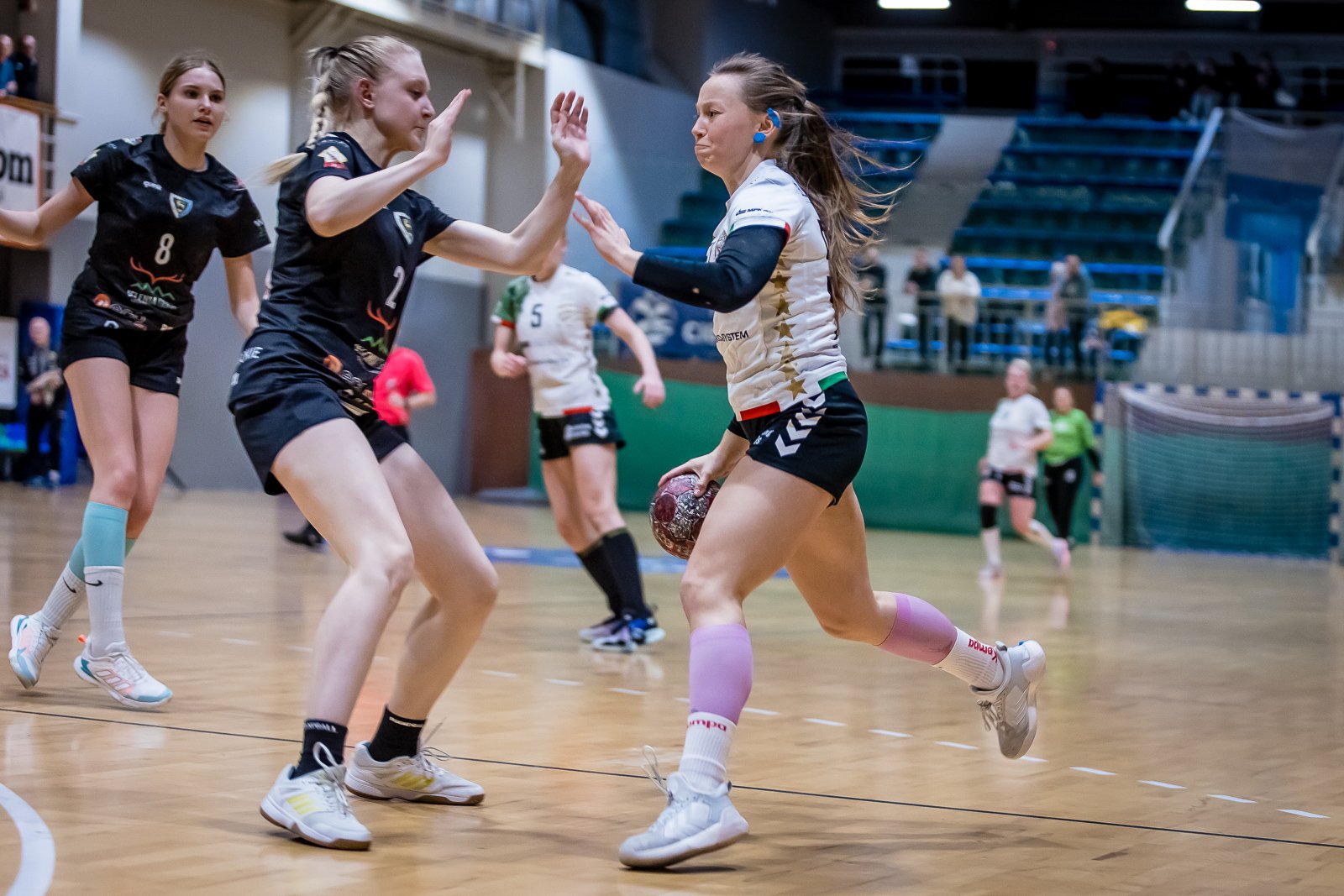 mimo-brakow-kadrowych-walczyy-do-konca-111120