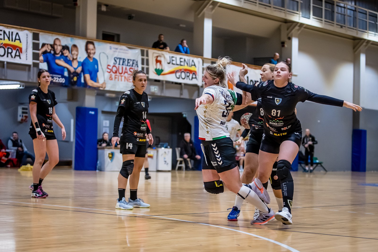 mimo-brakow-kadrowych-walczyy-do-konca-111120