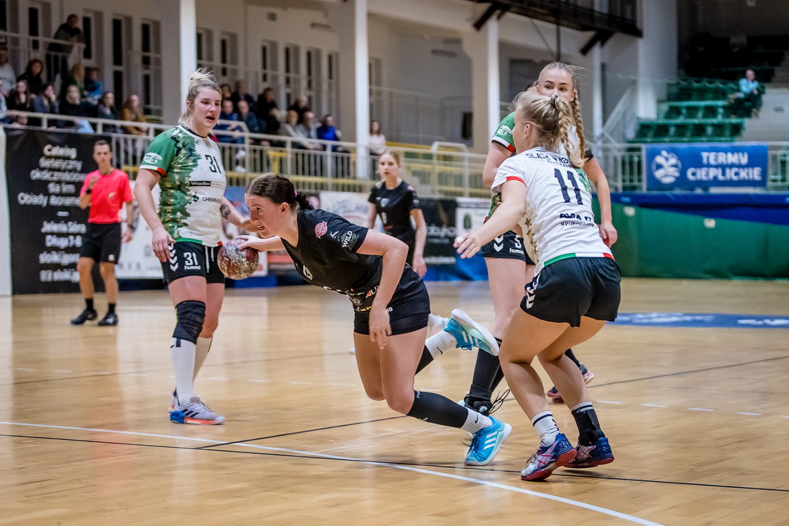 mimo-brakow-kadrowych-walczyy-do-konca-111120