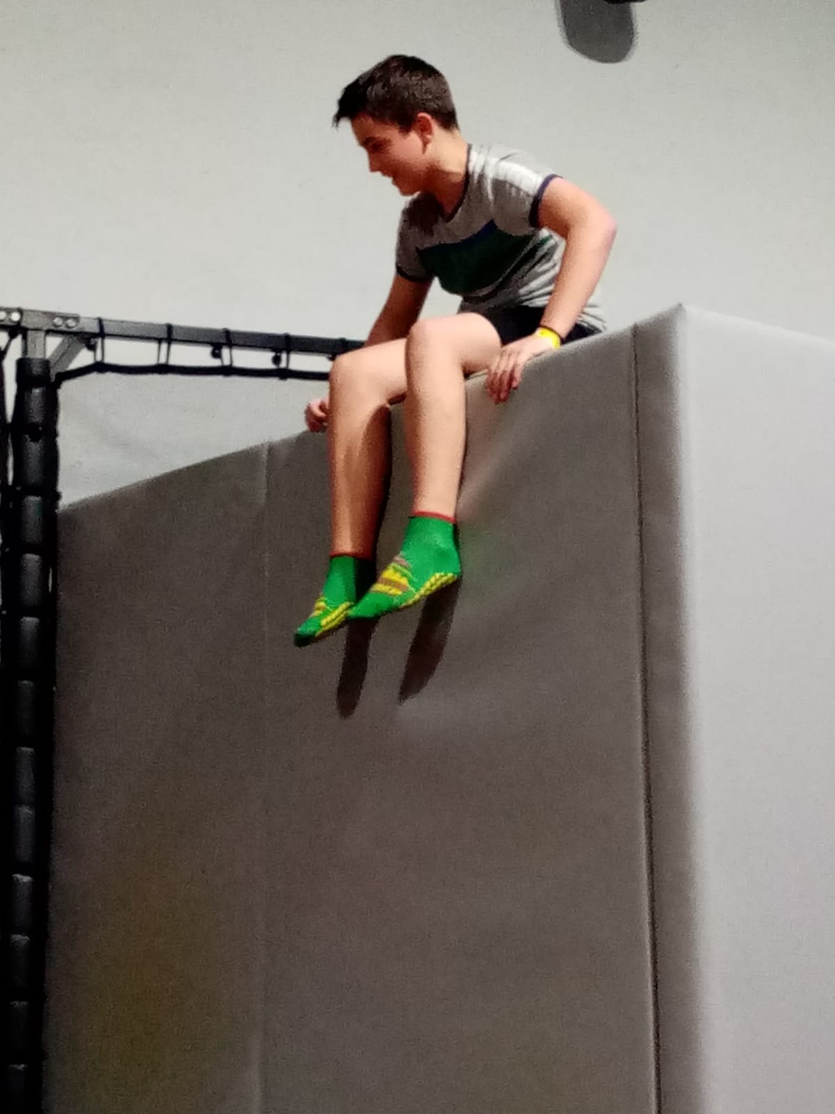 zabawa-w-parku-trampolin-111229