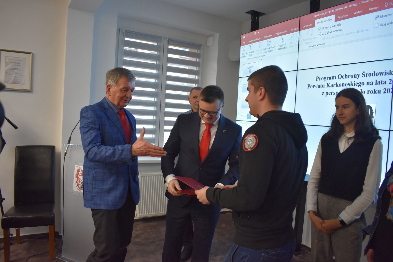 nagrody-i-stypendia-dla-najlepszych-uczniow-111264