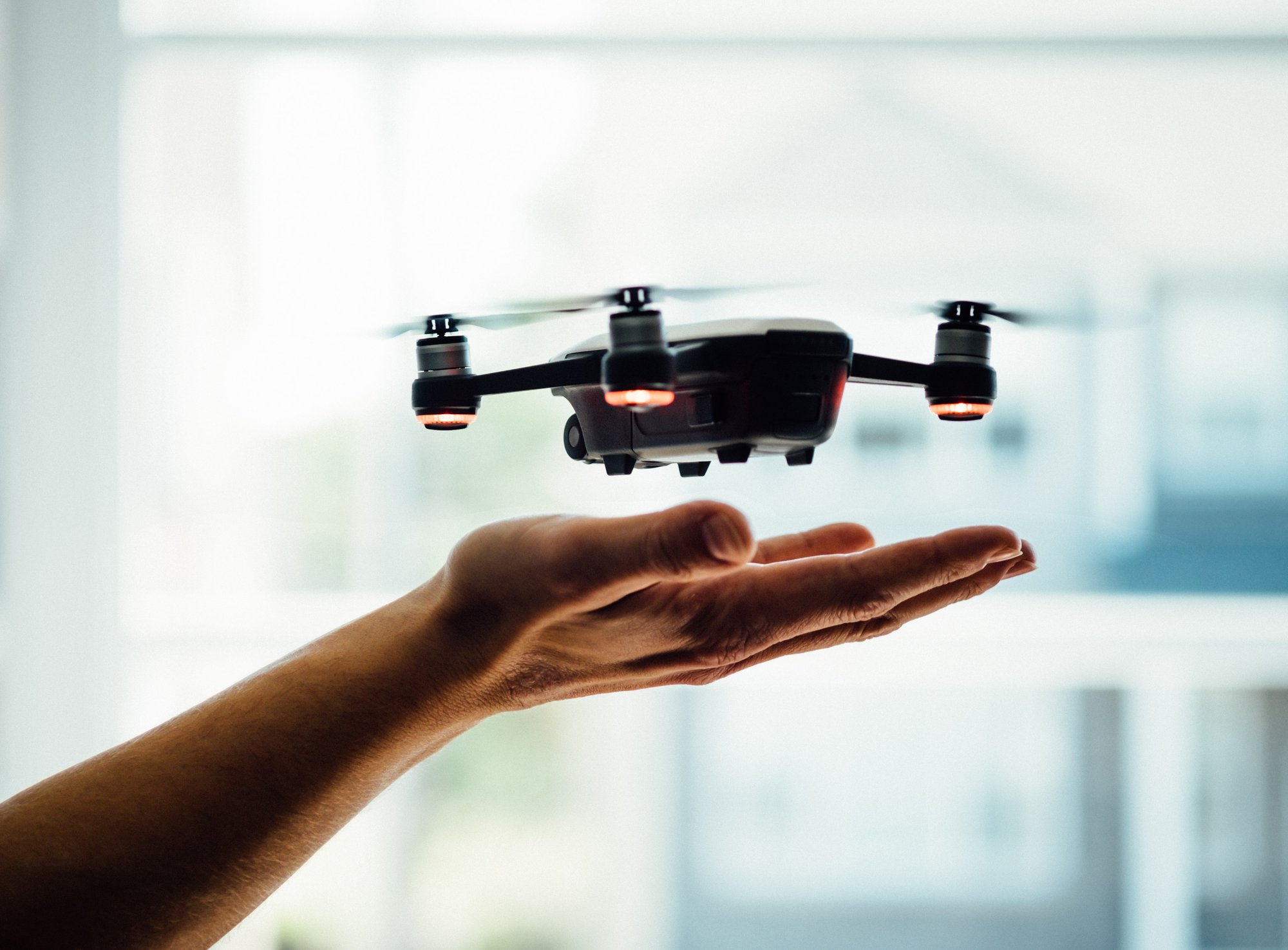 jak-fotografowac-i-filmowac-dronem-111275