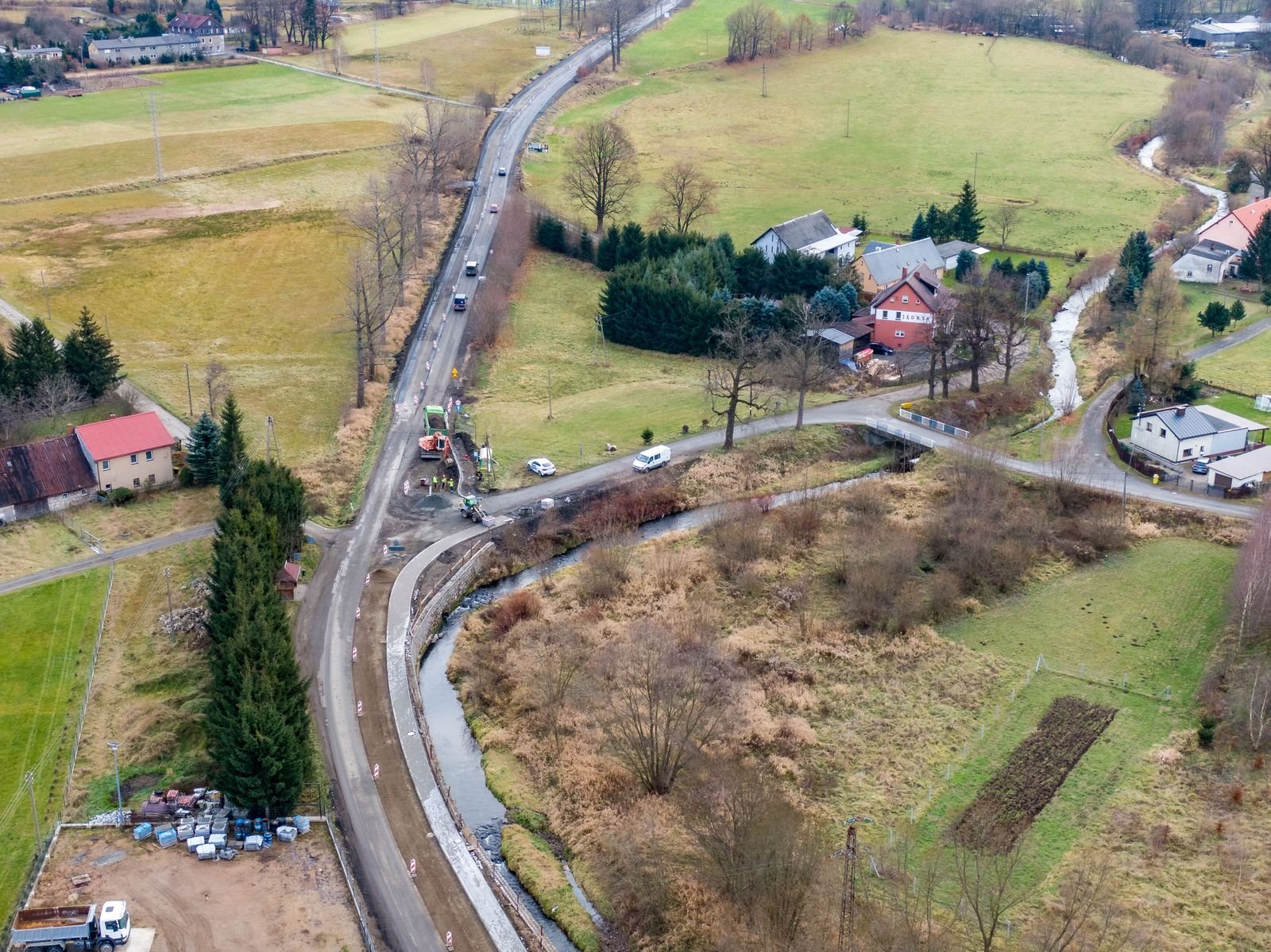 chodnik-coraz-blizej-111339