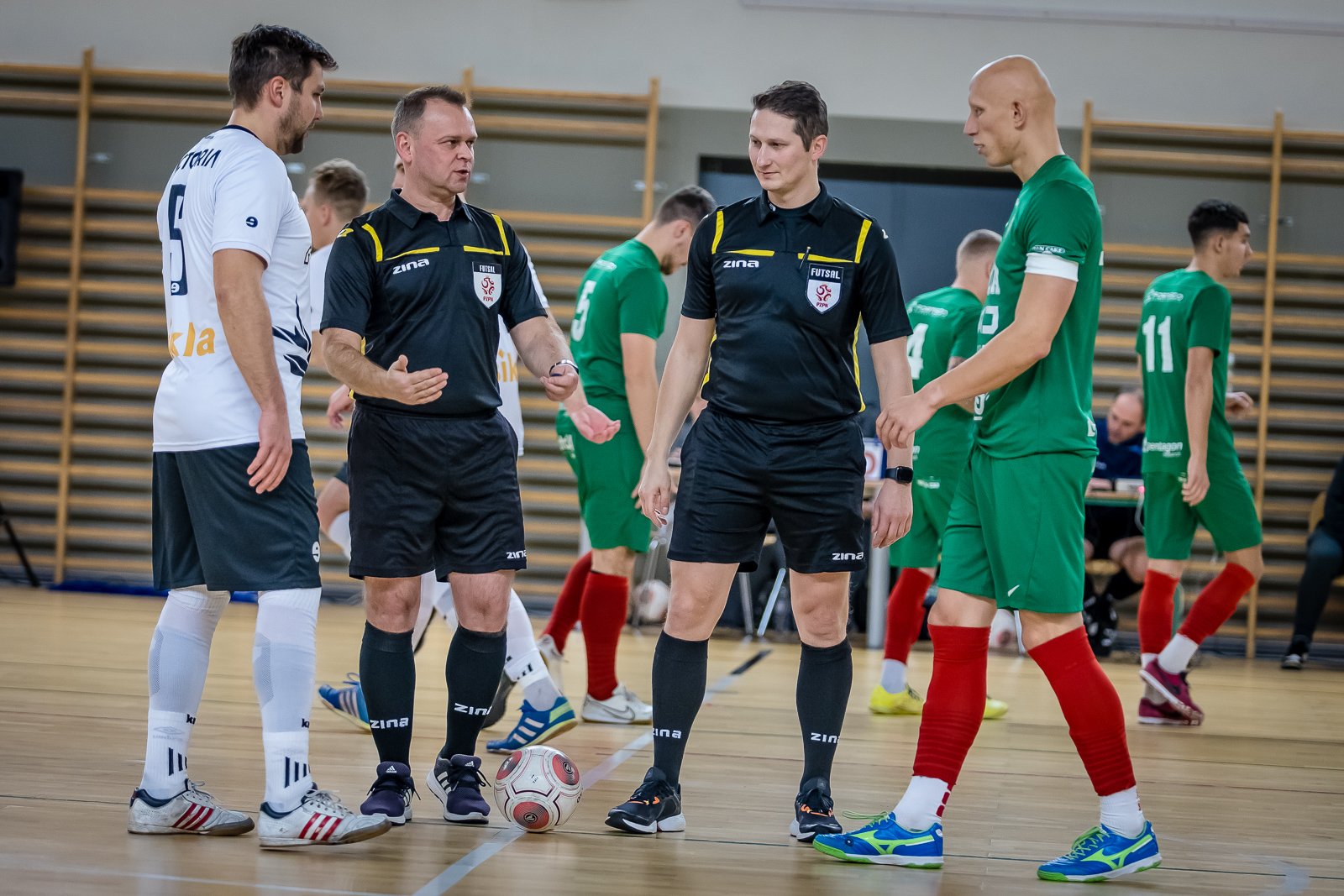 powalczyli-w-futsalowym-debiucie-na-szczeblu-centralnym-111371