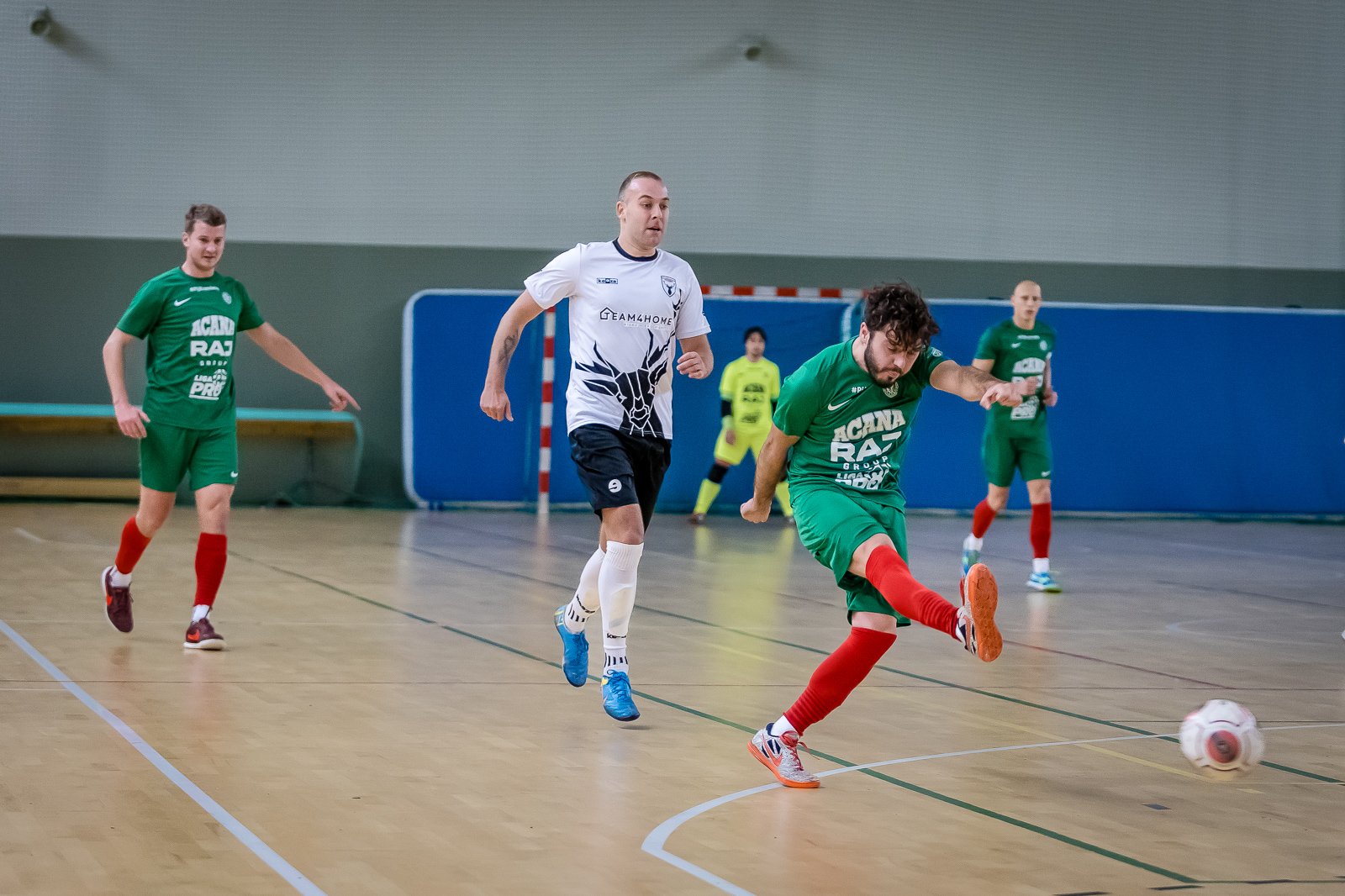 powalczyli-w-futsalowym-debiucie-na-szczeblu-centralnym-111371