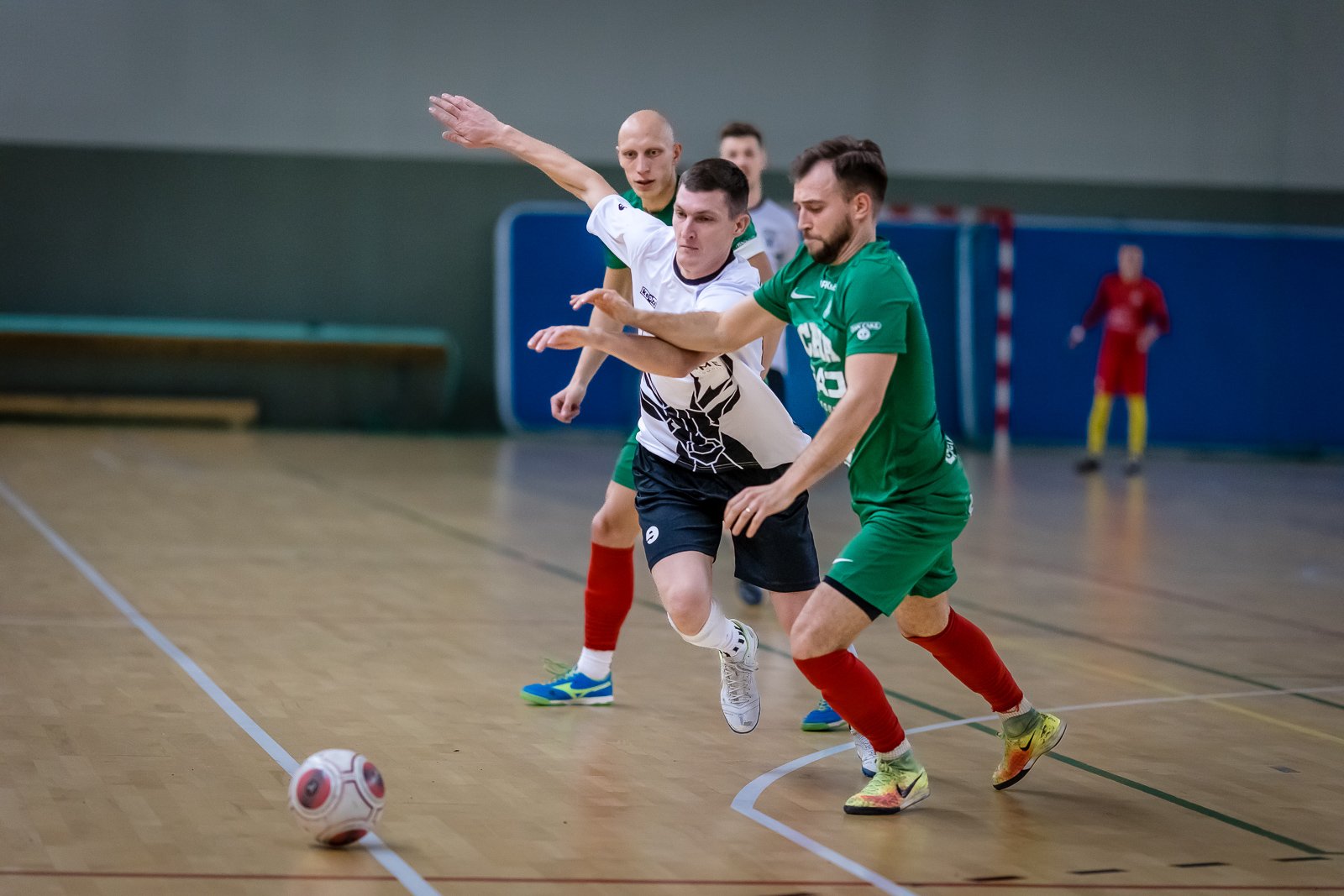 powalczyli-w-futsalowym-debiucie-na-szczeblu-centralnym-111371