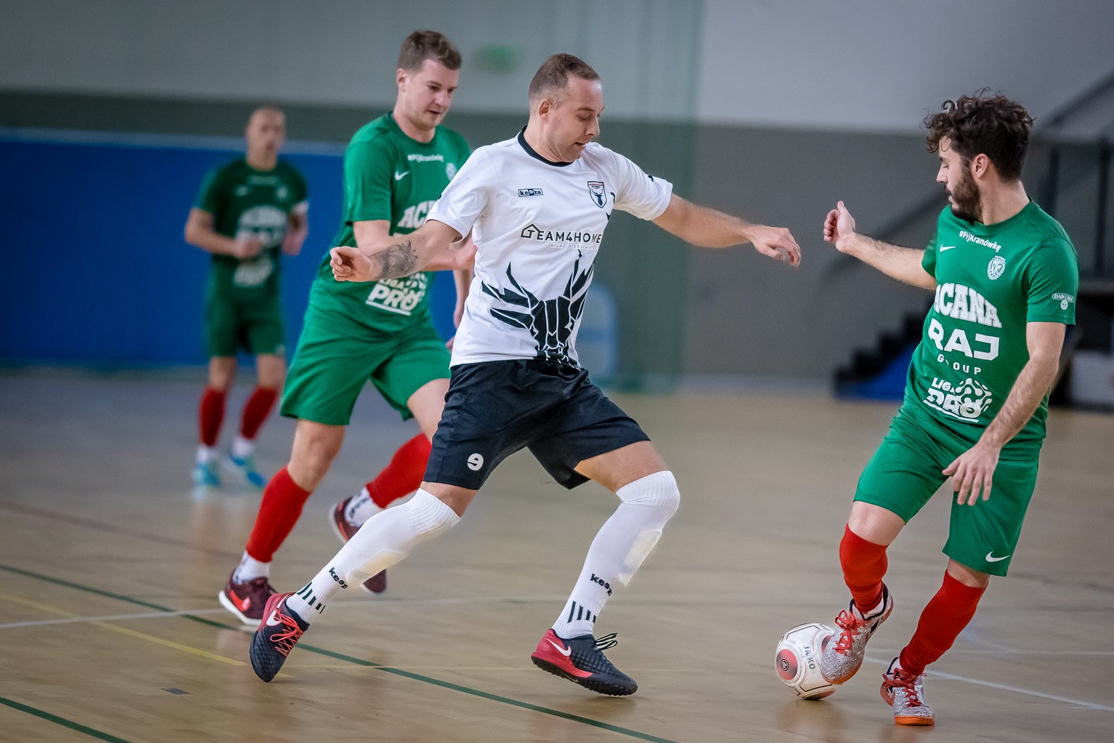 powalczyli-w-futsalowym-debiucie-na-szczeblu-centralnym-111371