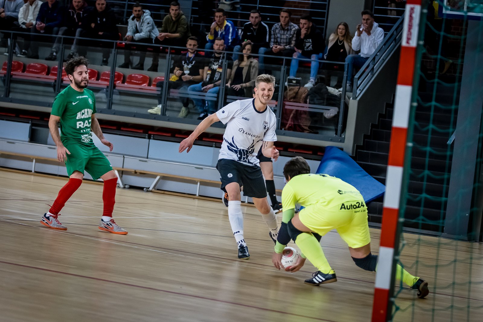 powalczyli-w-futsalowym-debiucie-na-szczeblu-centralnym-111371