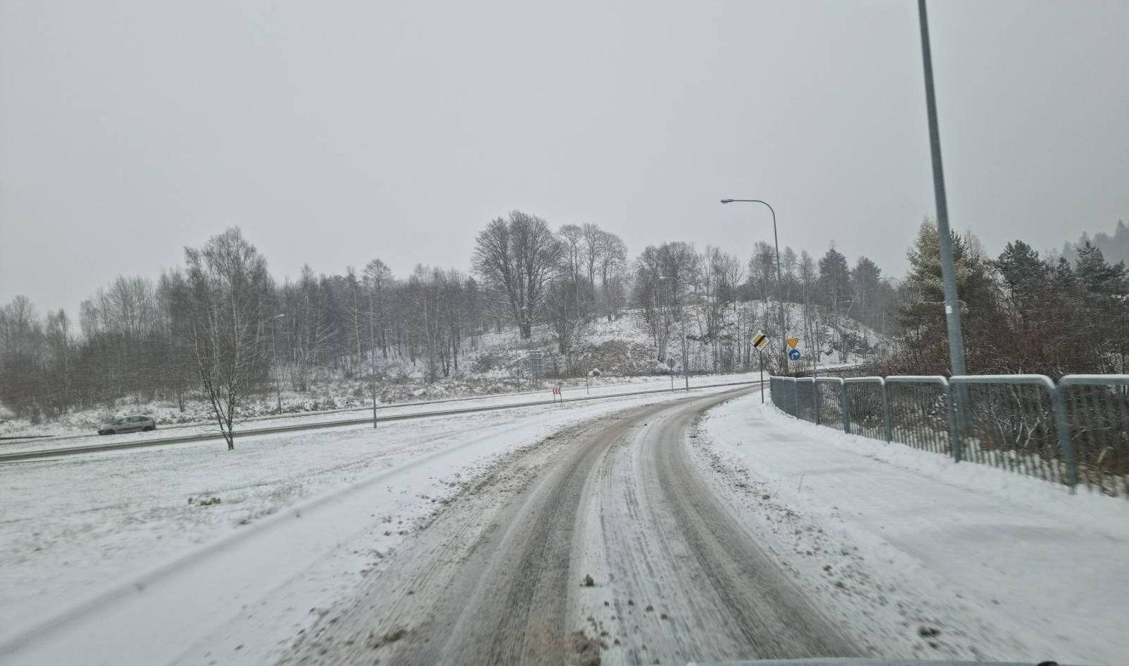 zimowo-na-drogach-111381