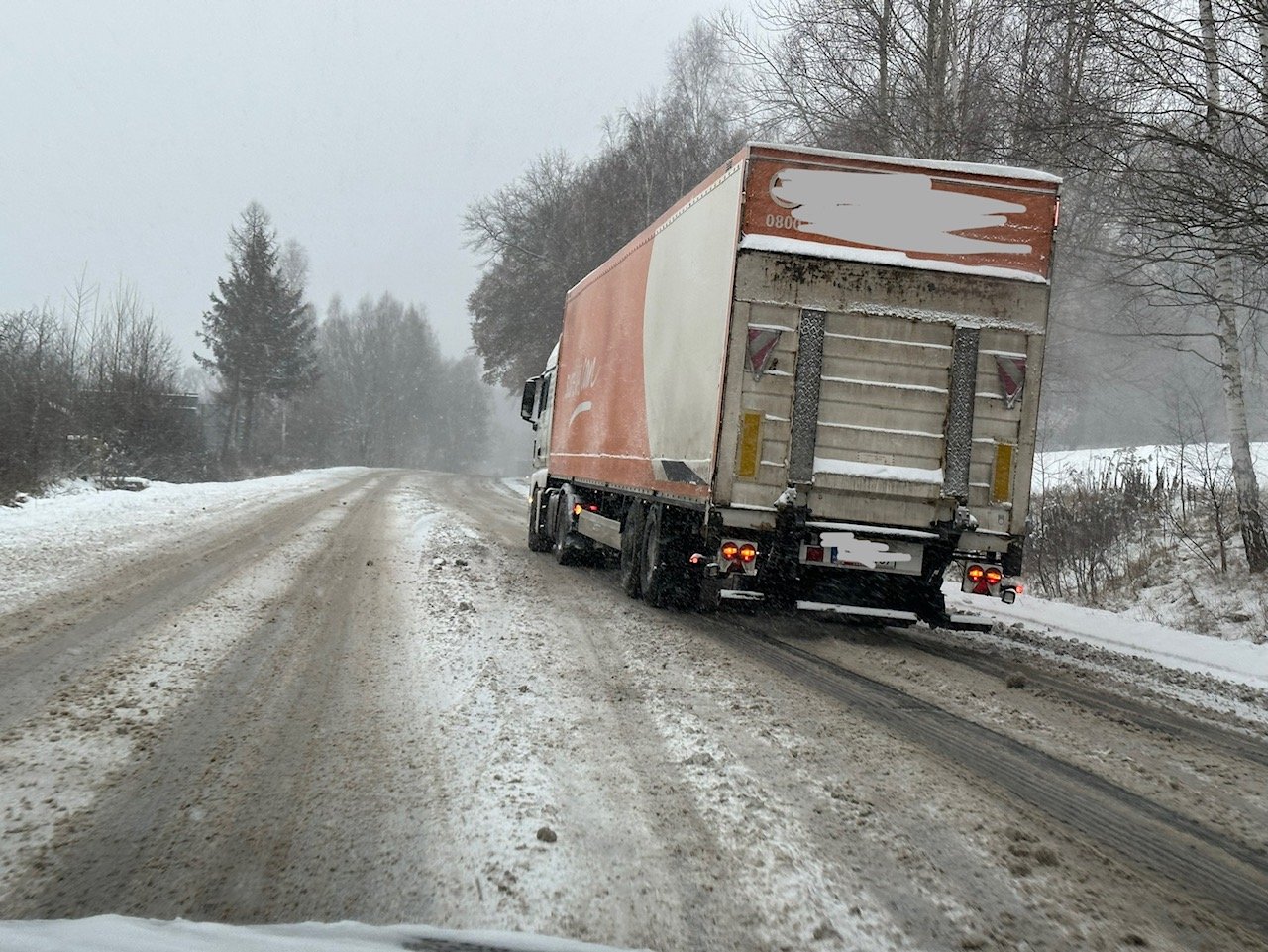 zimowo-na-drogach-111381