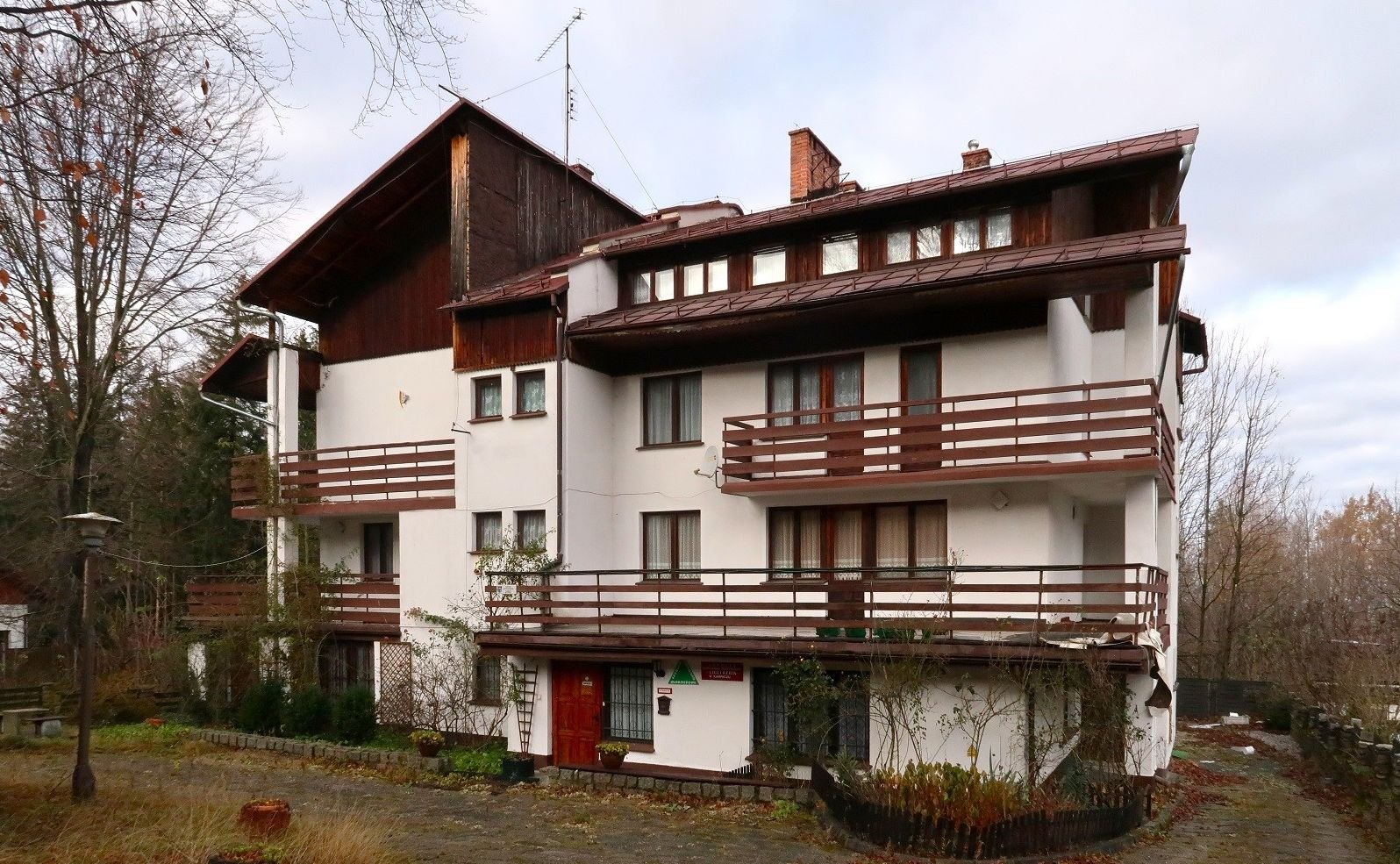 powiat-sprzedaje-dawne-schronisko-w-karpaczu-111408