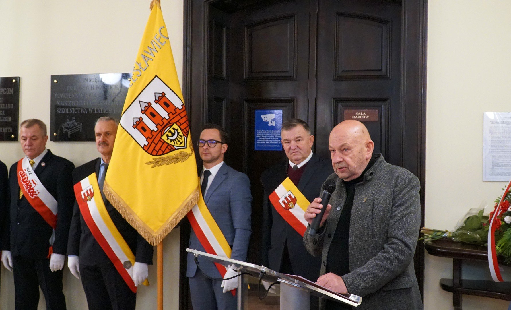ludziom-solidarnosci-111436