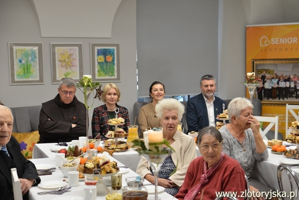 opatek-u-seniorow-111515