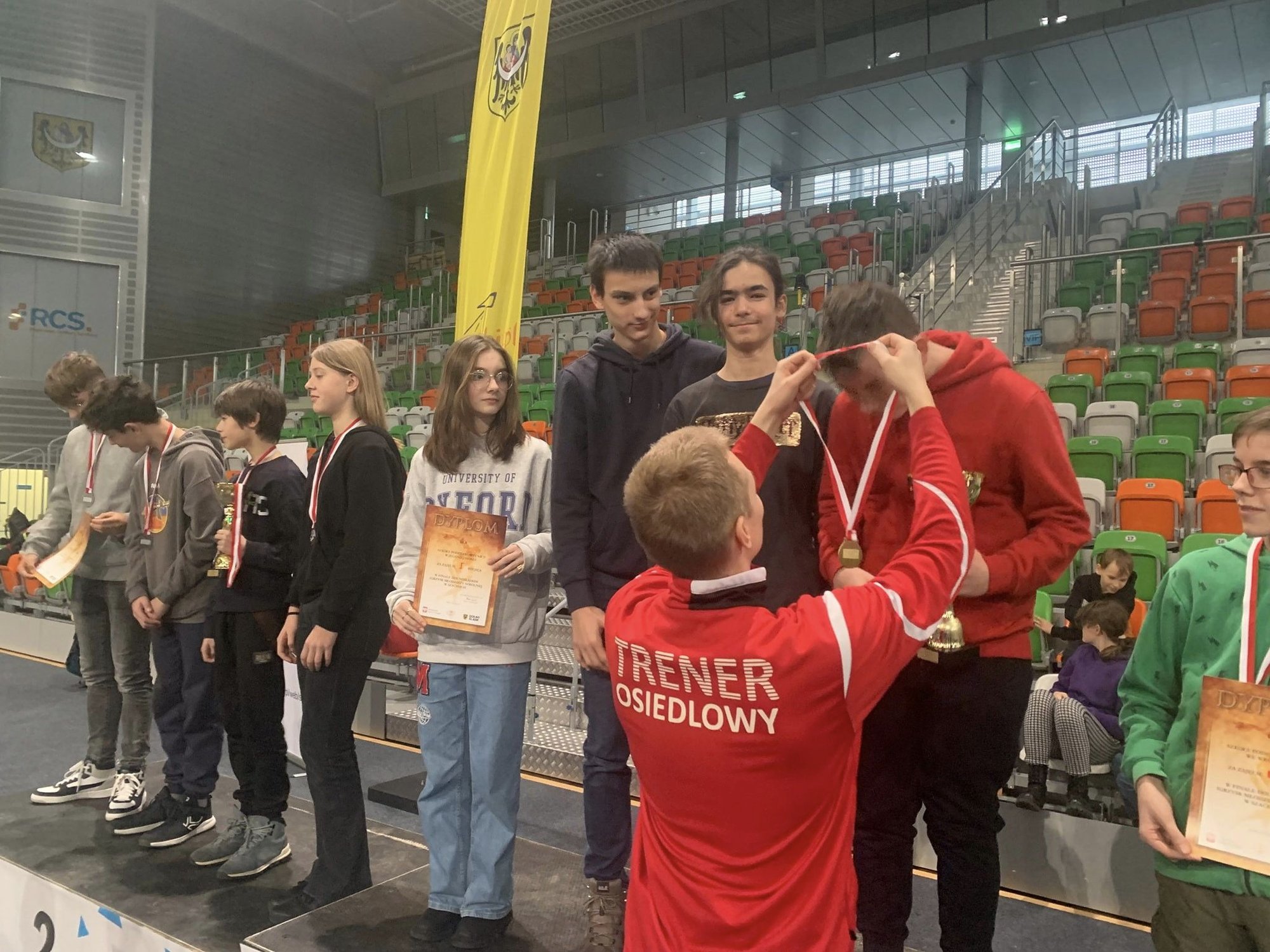 staneli-na-najwyzszym-stopniu-podium-111533