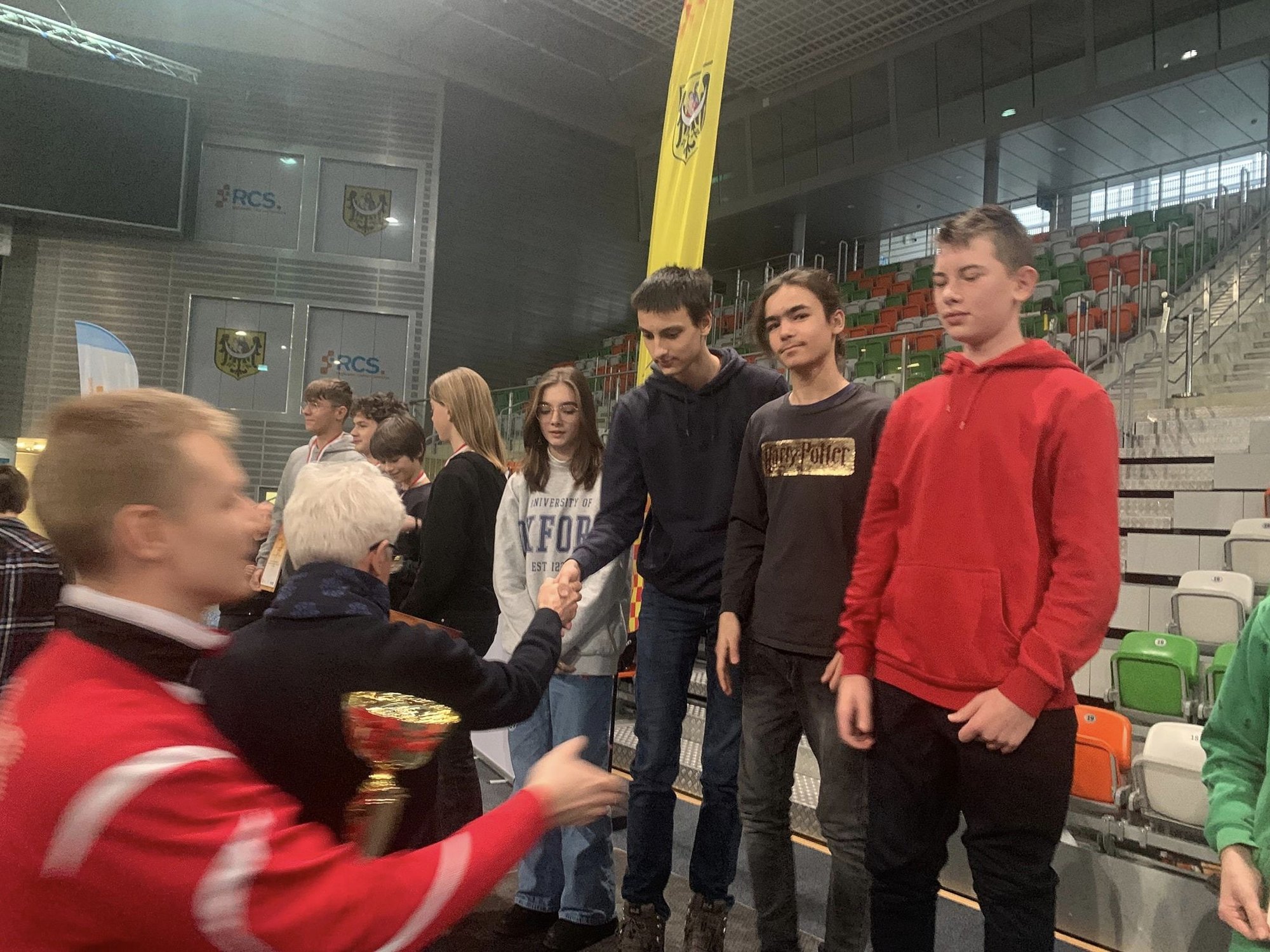 staneli-na-najwyzszym-stopniu-podium-111533