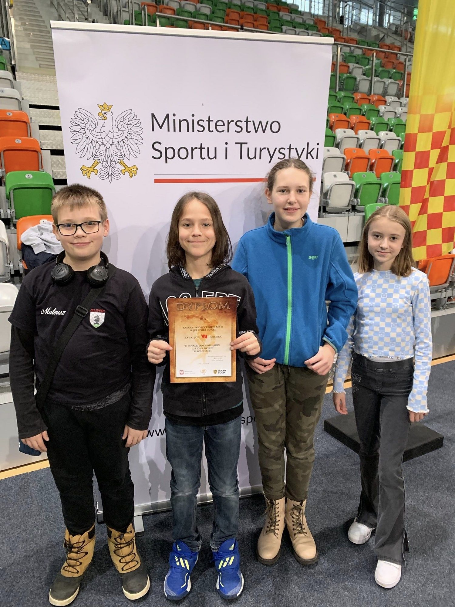 staneli-na-najwyzszym-stopniu-podium-111533