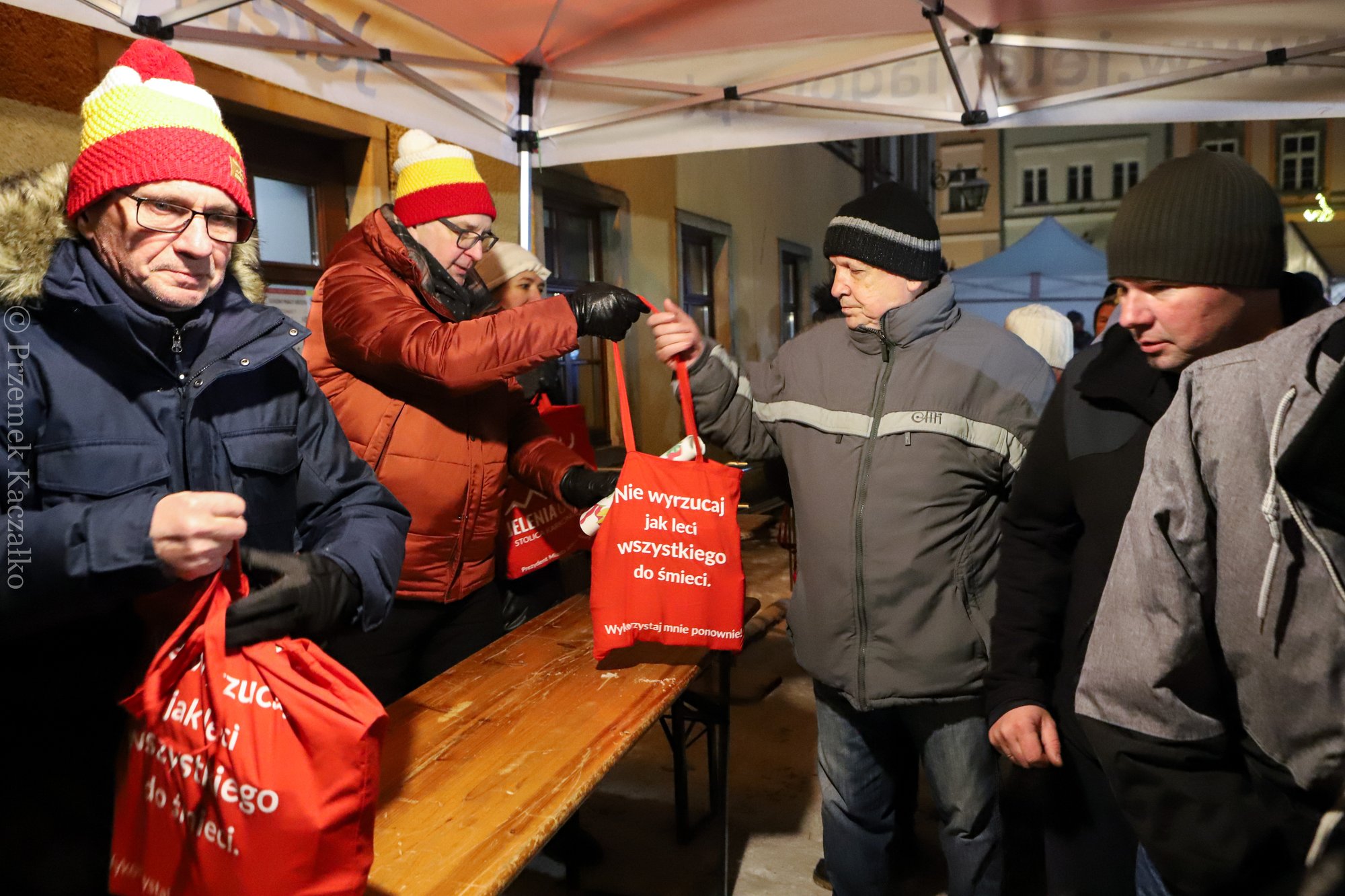 paczki-i-choinki-rozdane-111583