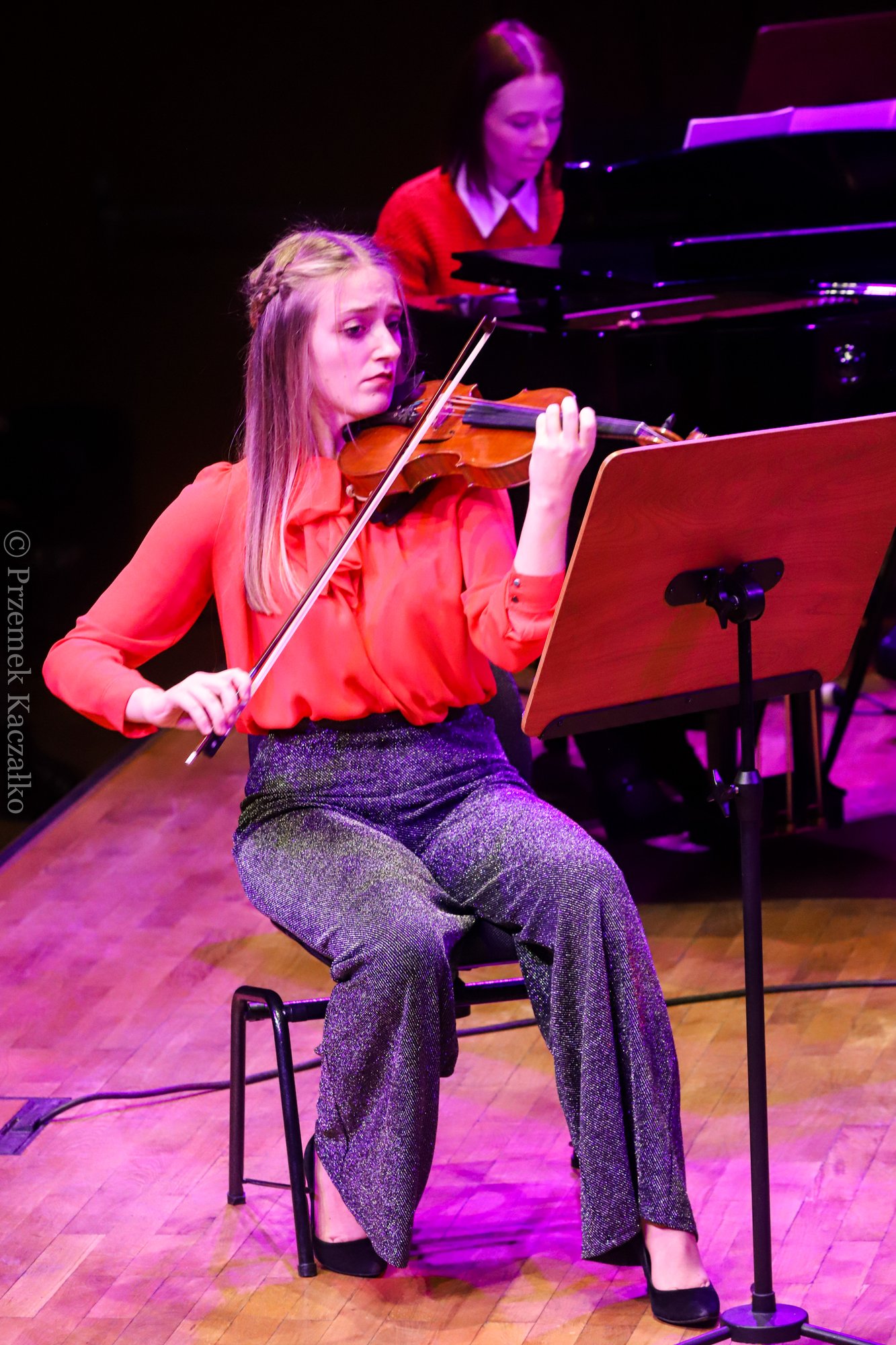 swiateczny-koncert-uczniow-szkoy-muzycznej-111612