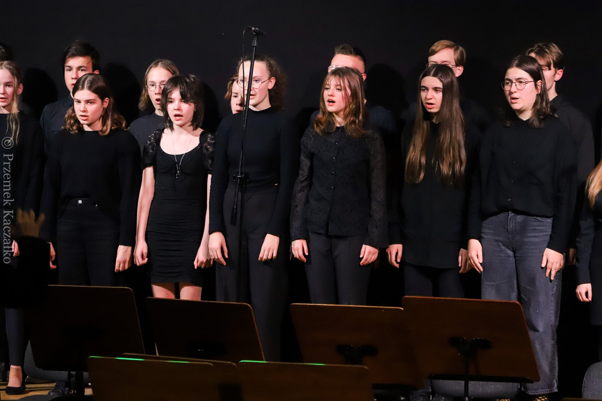 swiateczny-koncert-uczniow-szkoy-muzycznej-111612